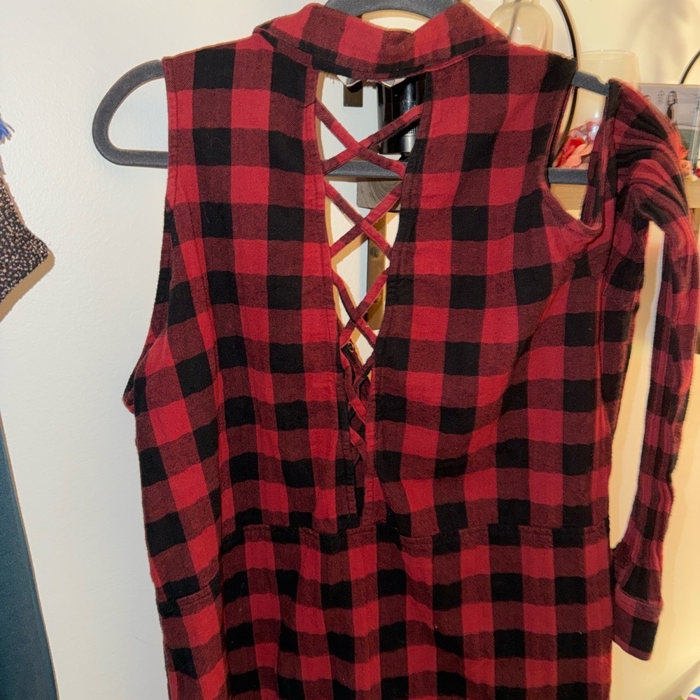 BKE Red and Black Plaid Shirt - Picture 5 of 6